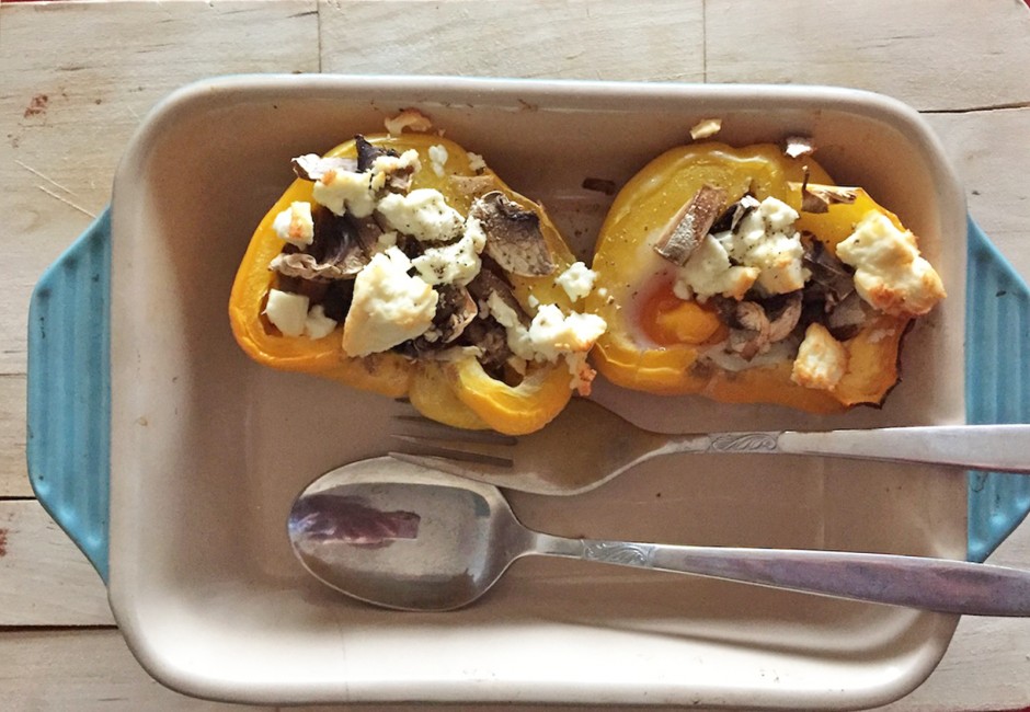 Brunchpaprika mit Champignons und Feta