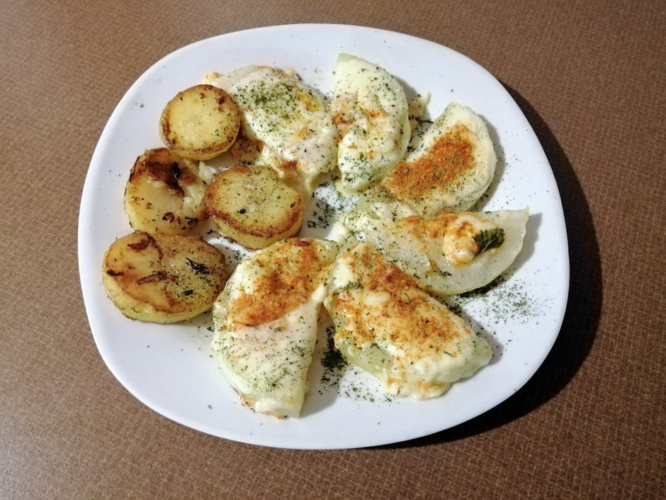 &Uuml;berbackener Kohlrabi mit Bratkartoffel