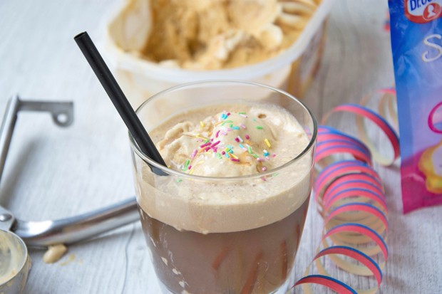 Coke float