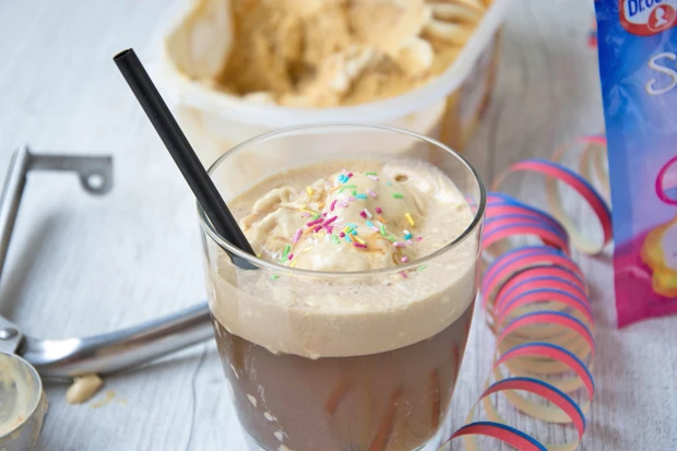 Coke float