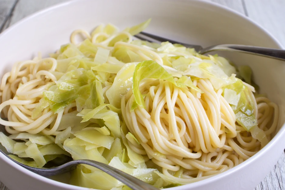 Einfache Krautspaghetti