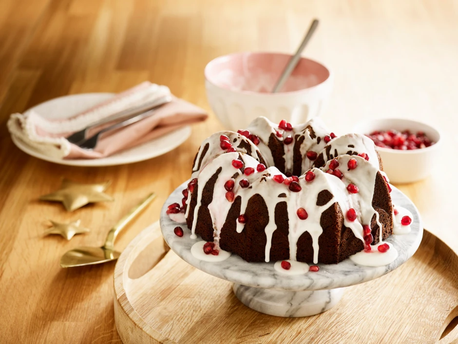 Weihnachtlicher Gugelhupf