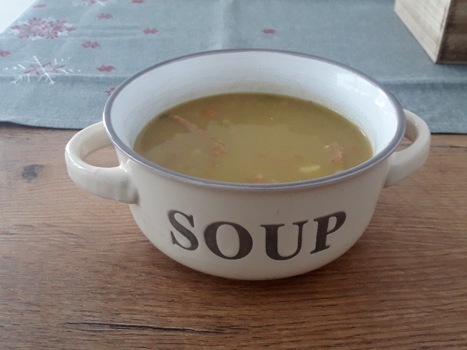 Vegane Spalterbsensuppe