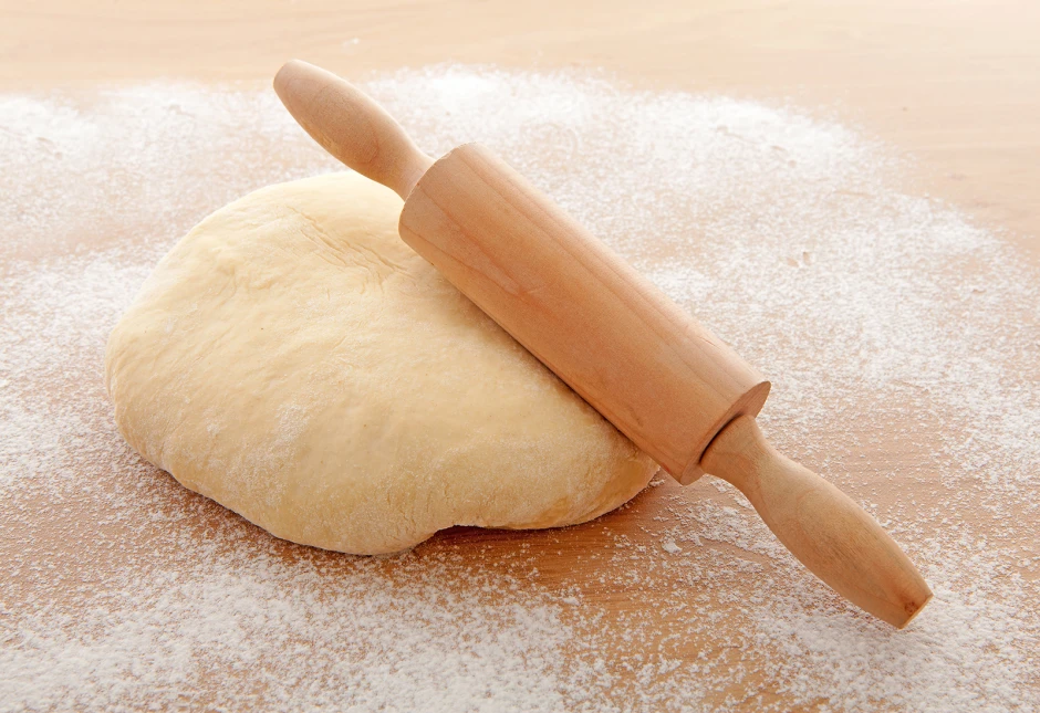 Grundrezept Pizzateig mit Hefe