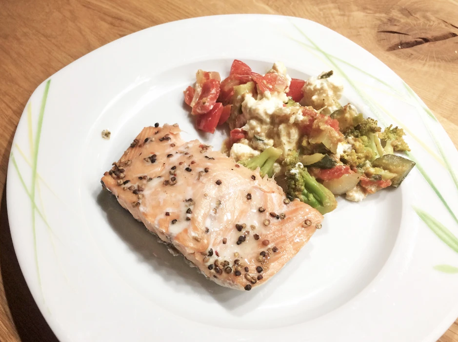 Ofenlachs mit Gem&uuml;se