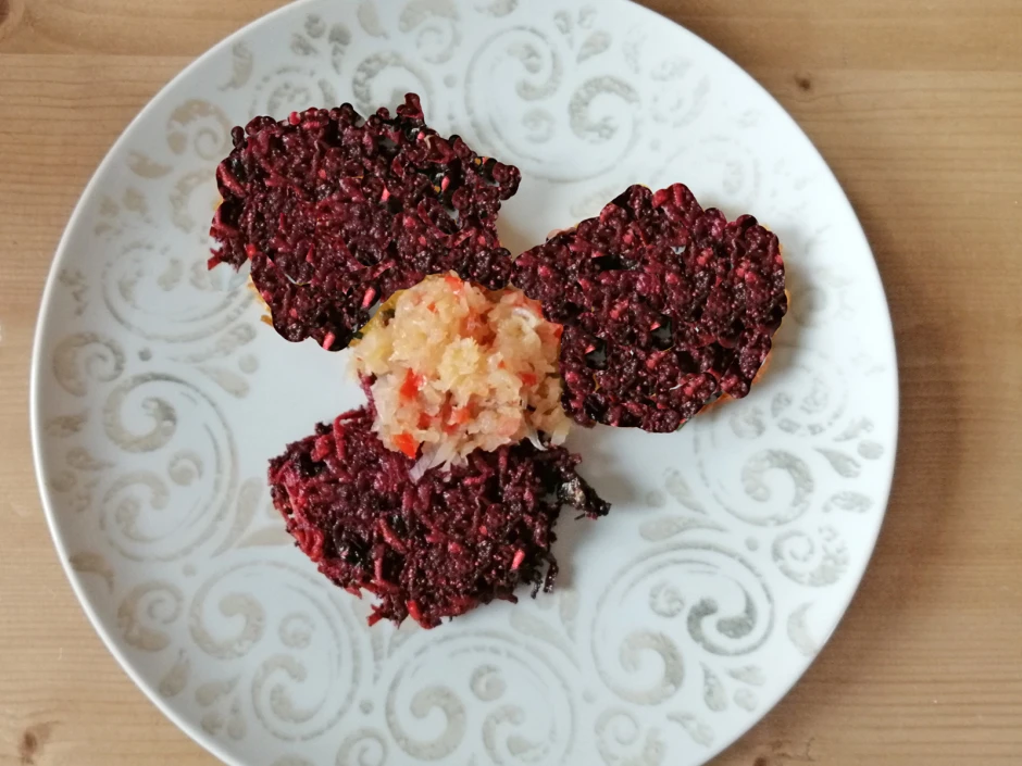 Rote Rüben Kartoffelpuffer mit Kräutern