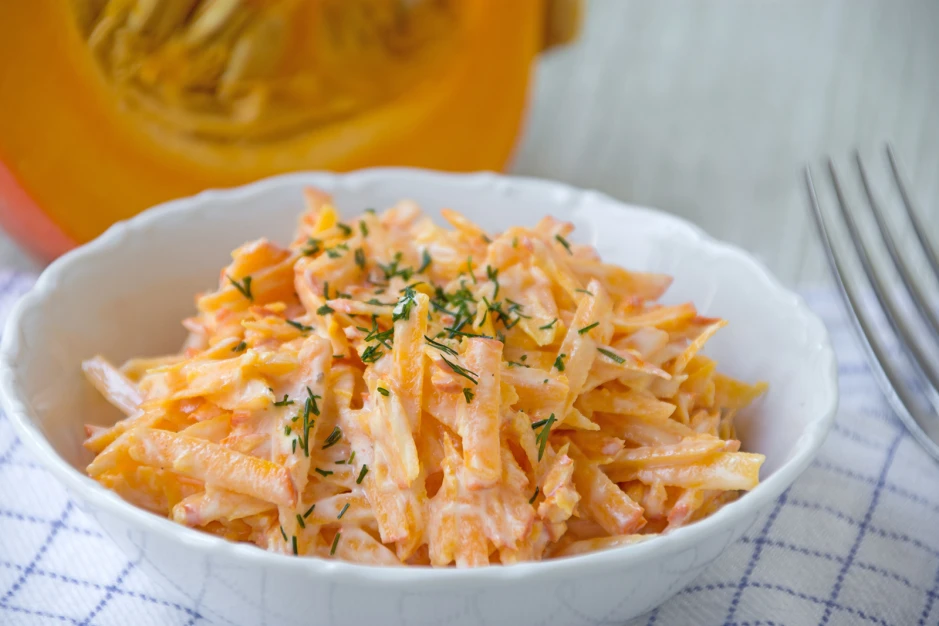 K&uuml;rbissalat
