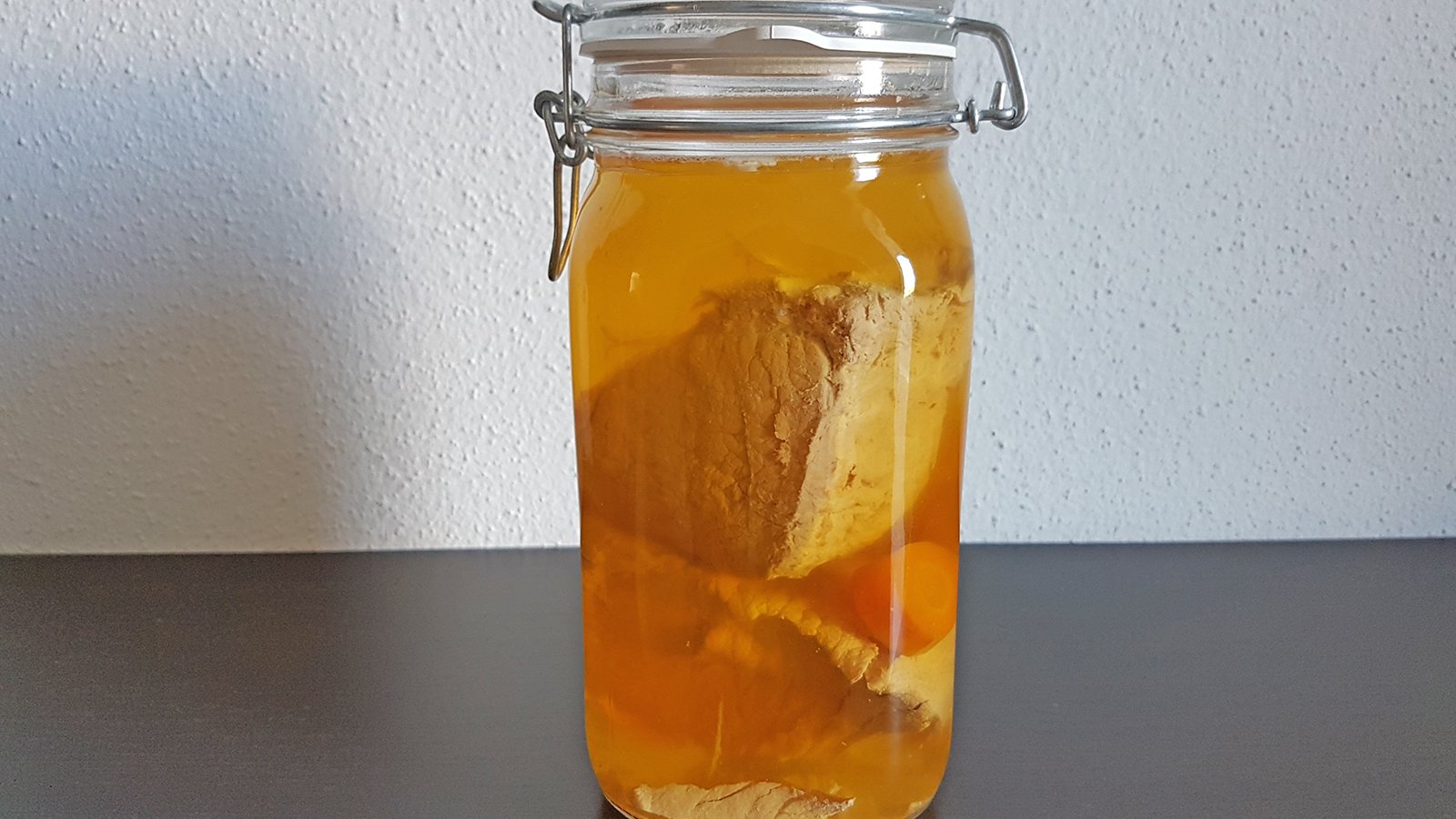 Fleisch einkochen und haltbar machen