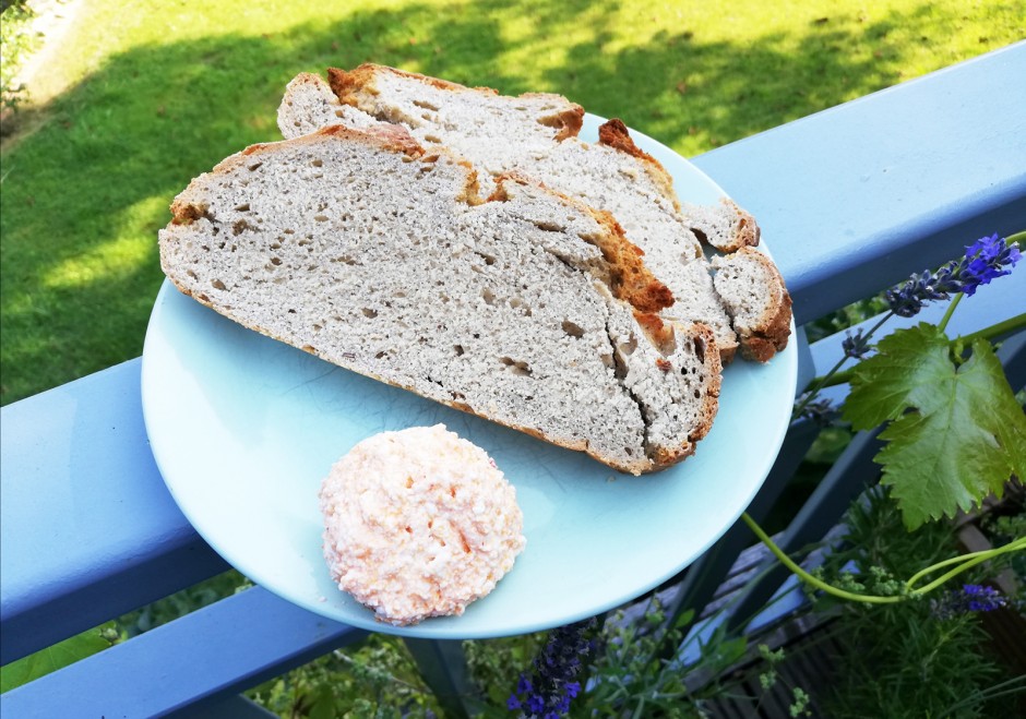 Buttermilchbrot im Dampfgarer