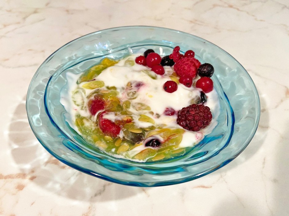 Kiwano-Beeren-Joghurt