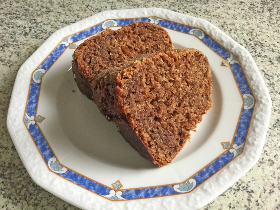 Rahm-Becherkuchen mit Mandeln