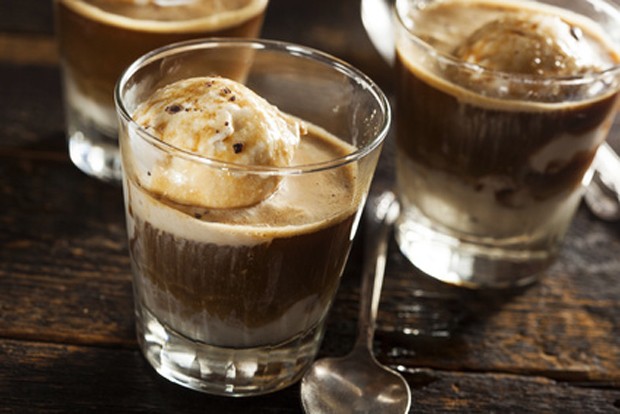 Schokoladiger Erdnuss Shake