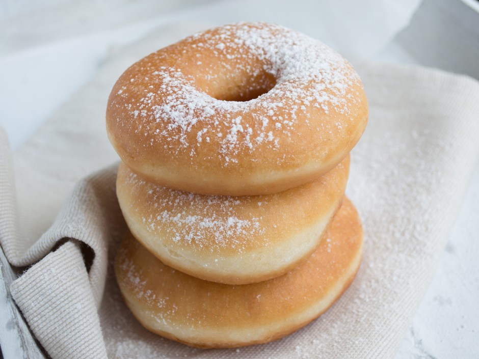 Donuts aus Germteig