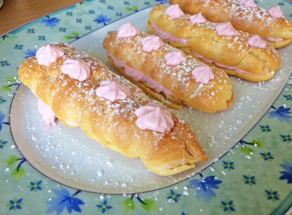 Erdbeer-Eclair