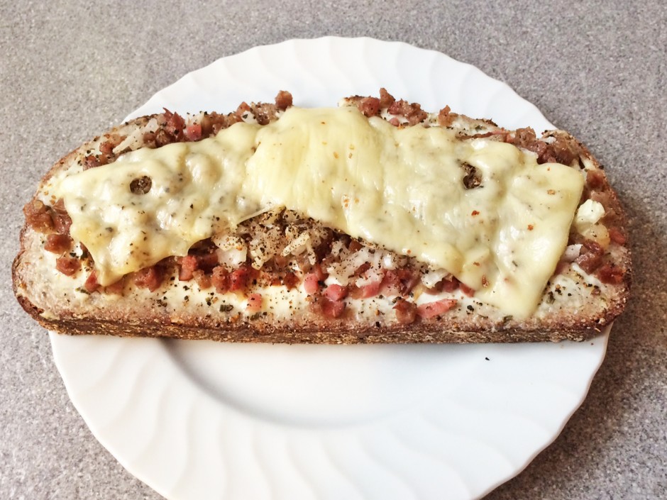 Überbackenes Brot Elsässer Art