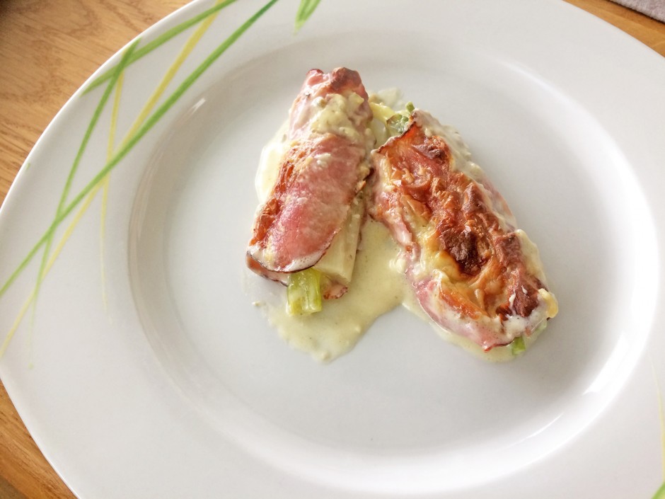 Frühlingszwiebel mit Gorgonzola