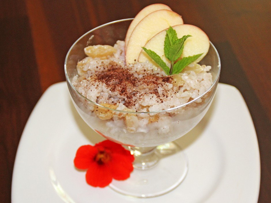 Kokosmilchreis mit Äpfeln