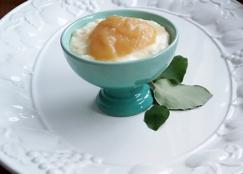 Grie&szlig;flammerie mit Nashi-Birne