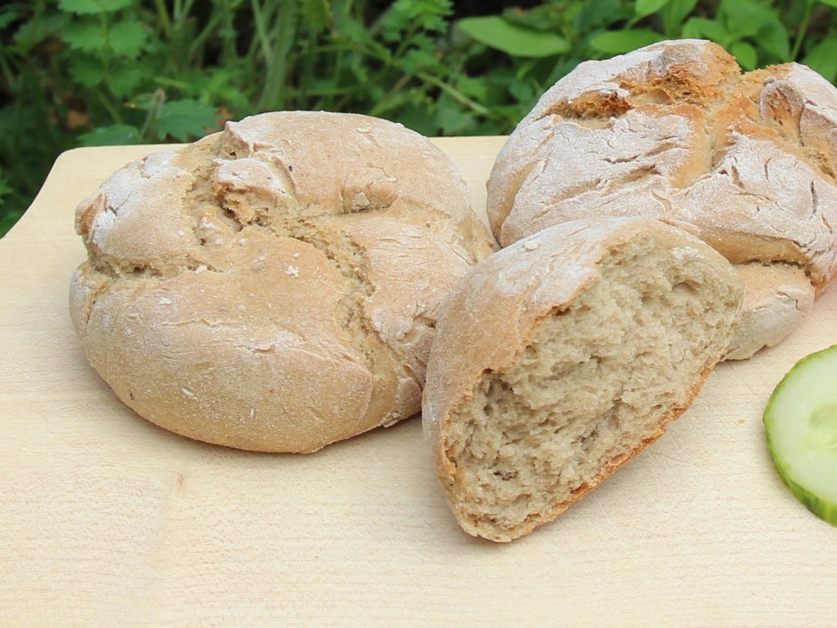 Roggenweckerl mit dunkelm Bier