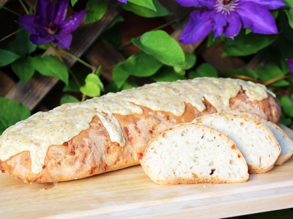 Wei&szlig;brot mit K&auml;se