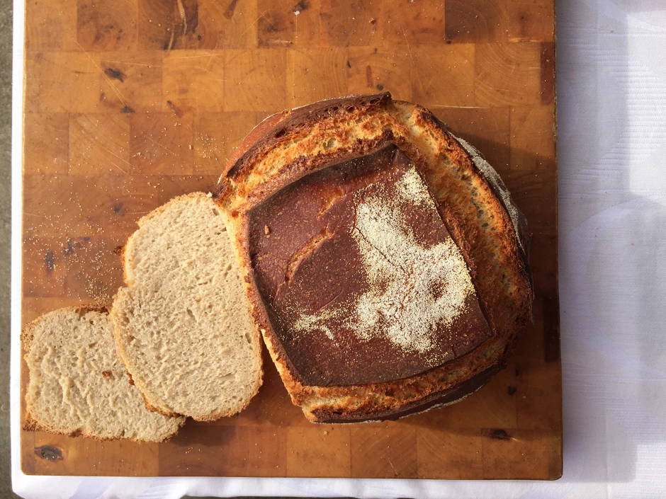 Sauerteigbrot mit Roggen
