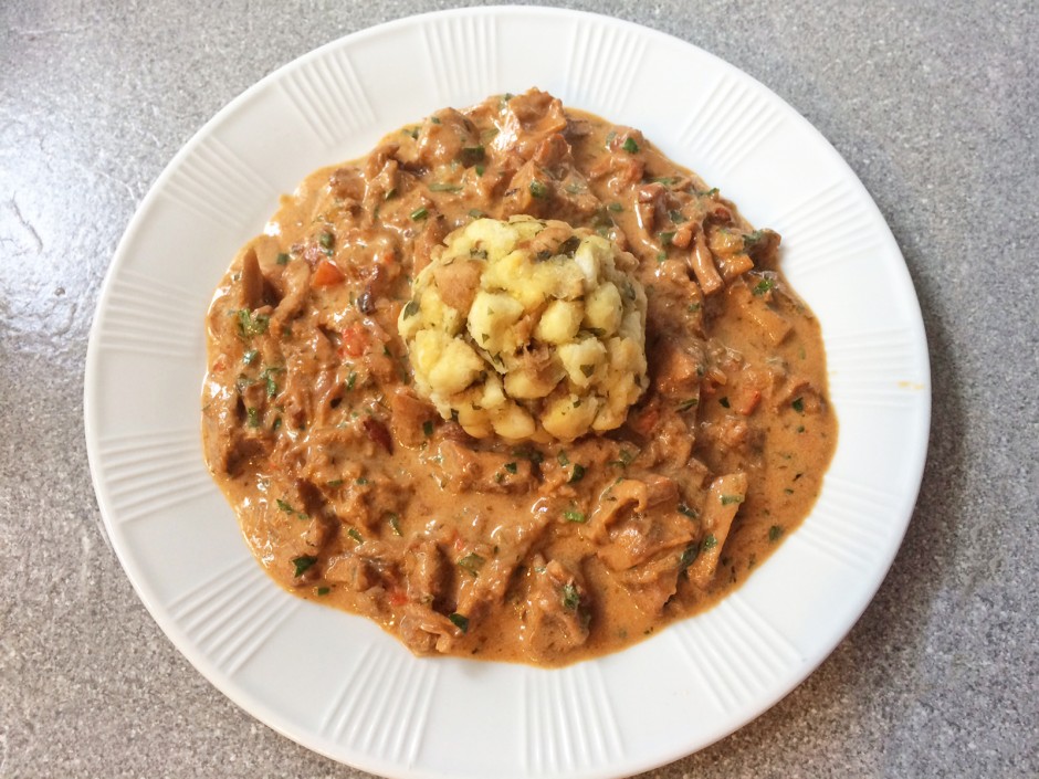 Eierschwammerl-Gulasch