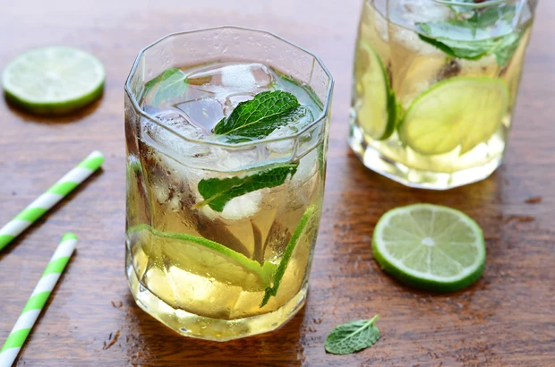 Alkoholfreier Almdudler Cocktail