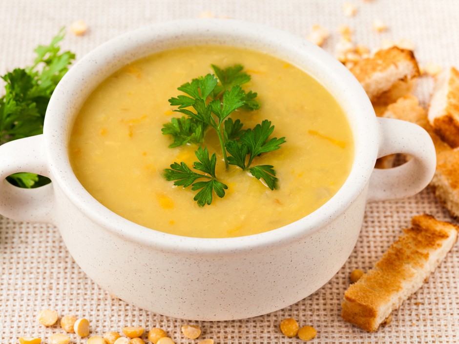 Asiatische Linsensuppe