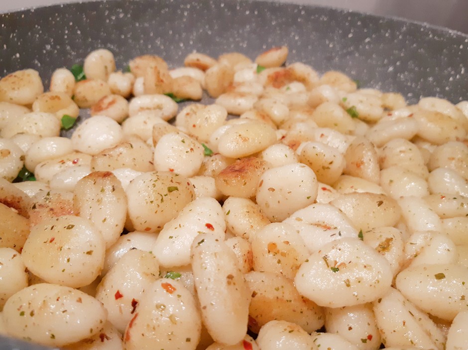 Buttergnocchi aus der Pfanne