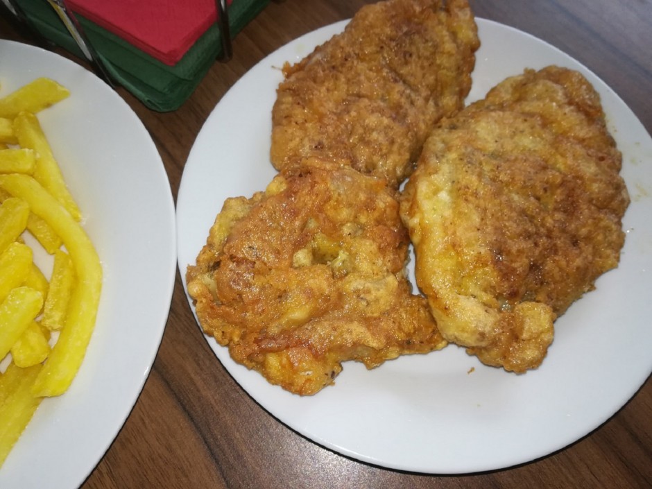 Hühnerkeulenschnitzel auf Pariserart