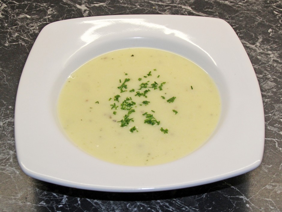 Kartoffelsuppe mit Joghurt