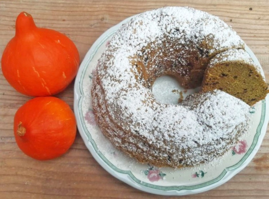 Kernöl-Gugelhupf