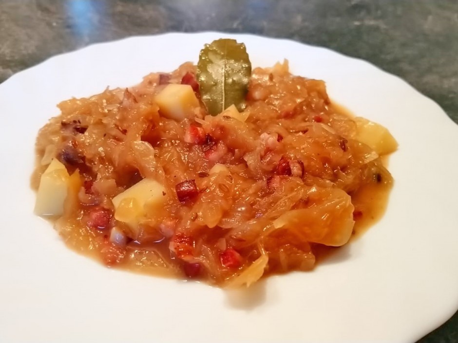 Karamellisiertes Sauerkraut mit Speck