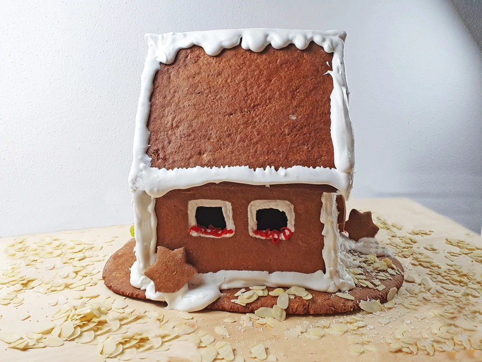Selbstgemachtes Lebkuchenhaus