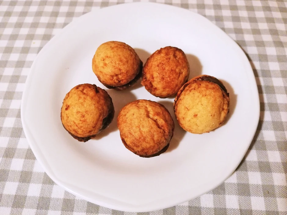 M&uuml;rbe Walnusskekse