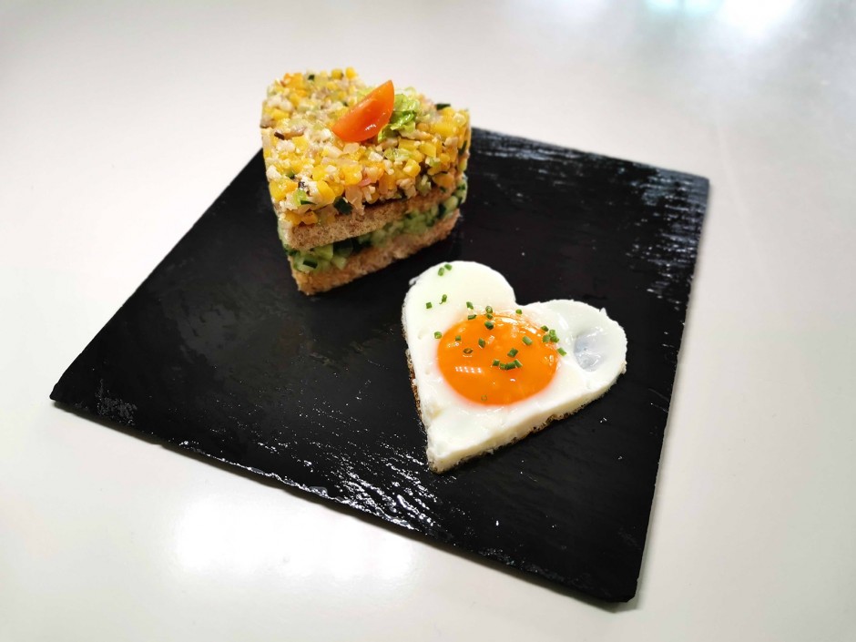 Tartar vom Kräuterseitling und Gurke