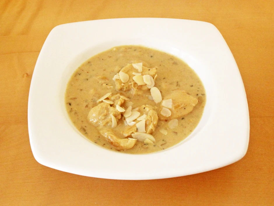 Einfaches Putencurry
