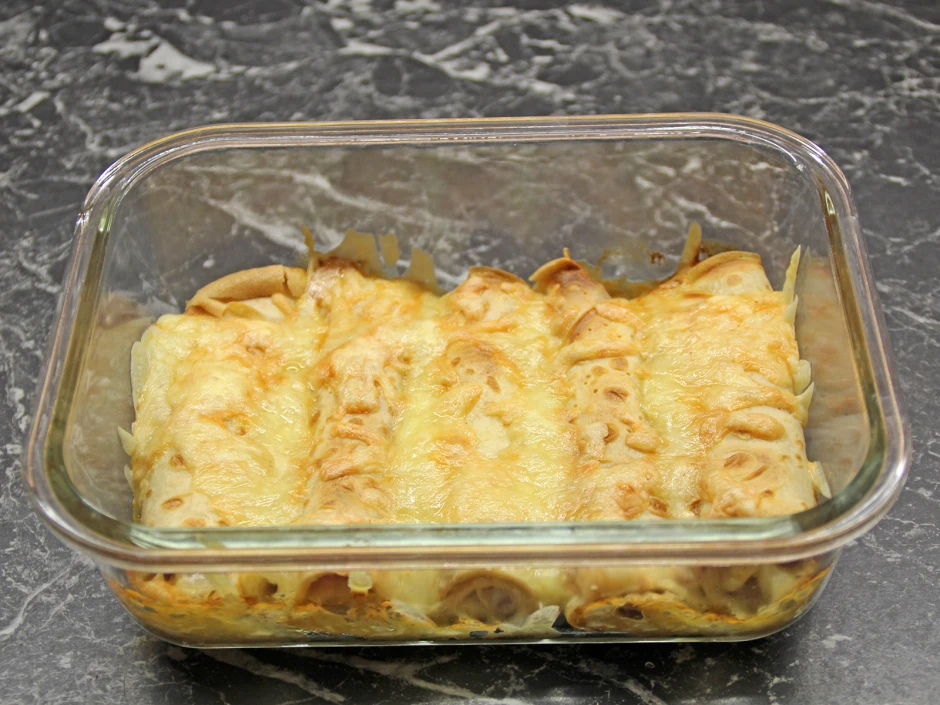 Schinken-K&auml;se-Palatschinken mit K&auml;se &uuml;berbacken