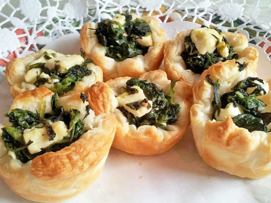 Spinat- Feta-Törtchen