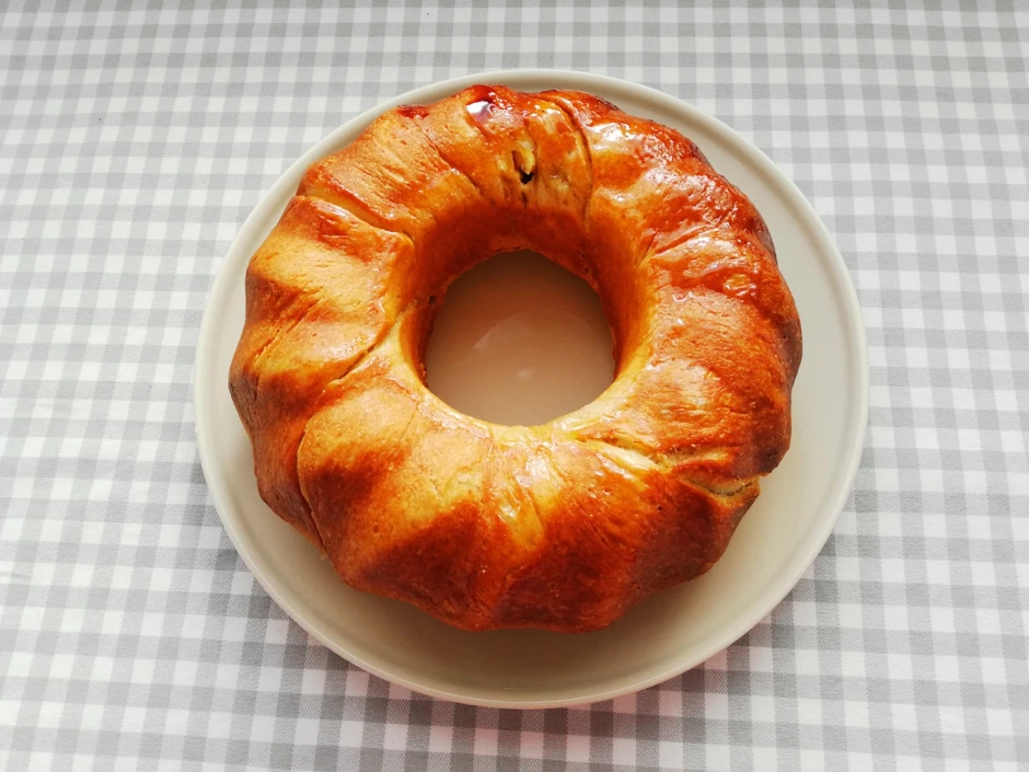 Kleiner Reindling mit Nüssen