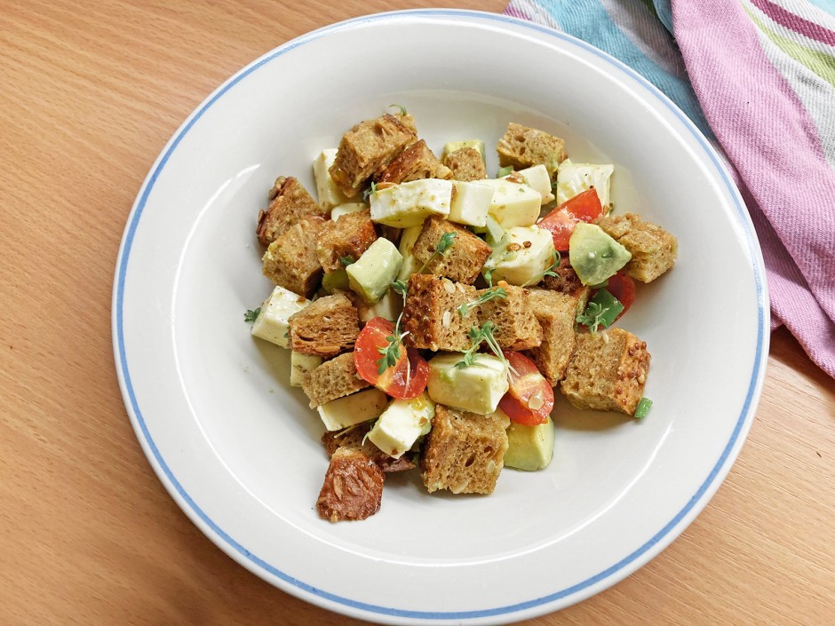 Mozzarella-Brotsalat
