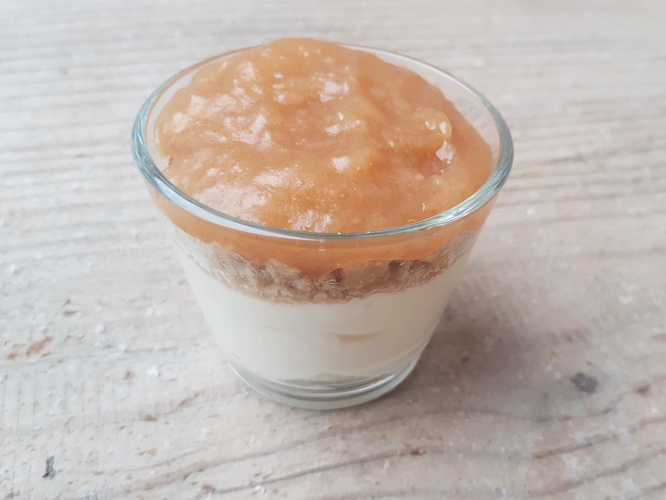 Mascarpone-Apfelmus Dessert