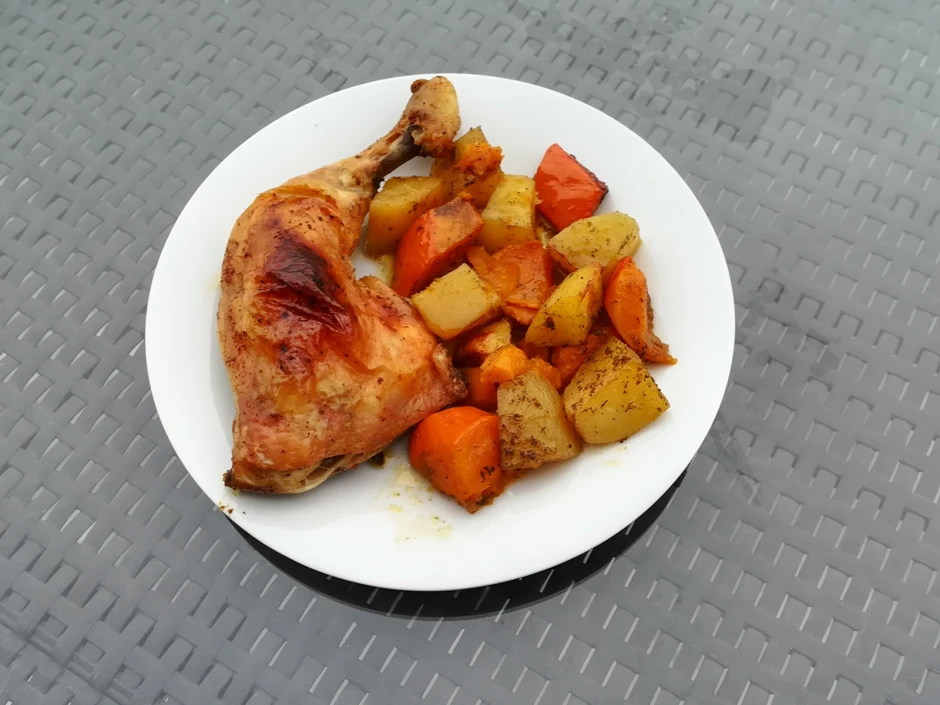 H&uuml;hnerschenkel mit K&uuml;rbis-Kartoffel