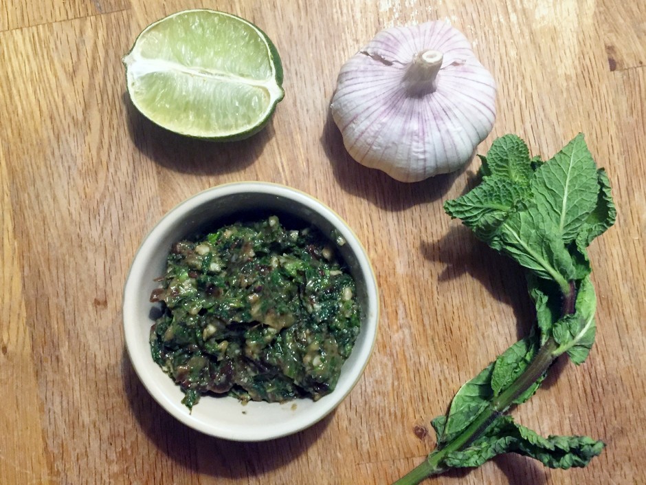 Minz-Tamarind-Sauce