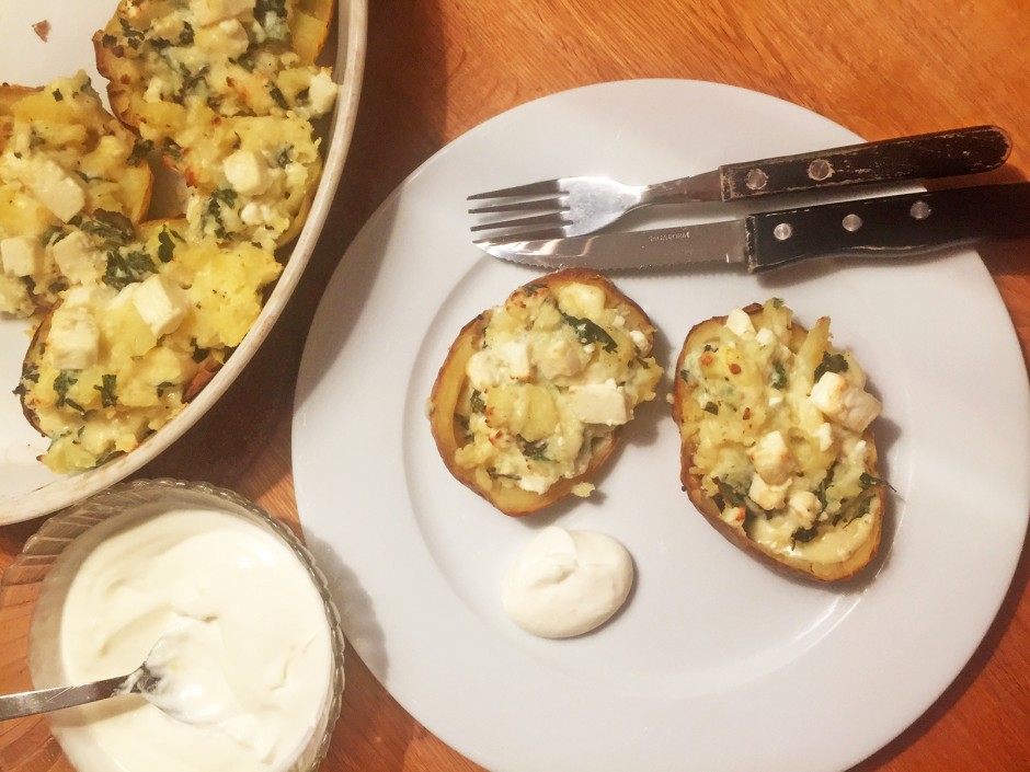 Ofenerdäpfel mit Topfen-Minz-Fülle