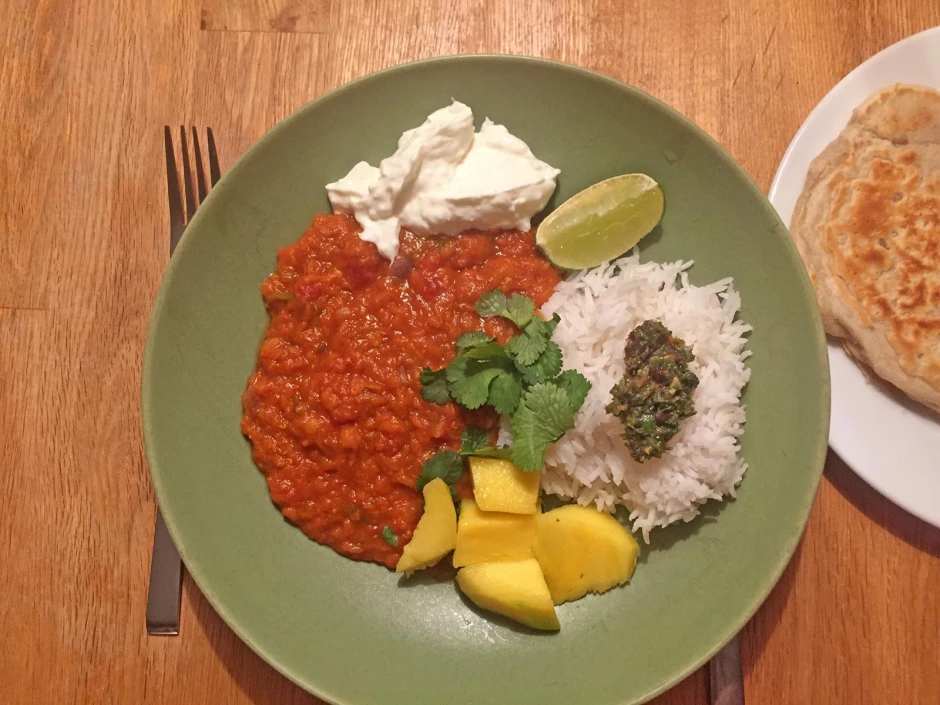 Indisches Tomaten-Linsen-Dal