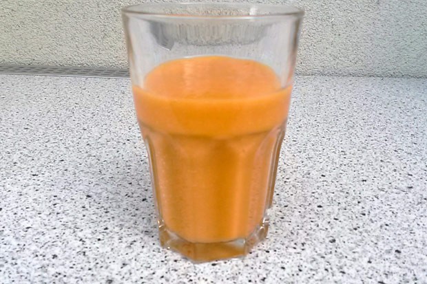 Marillen-Ananas Smoothie