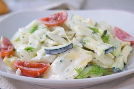 Ravioli-Salat mit Fenchel