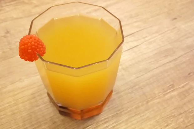 Ananas-Wein-Cocktail