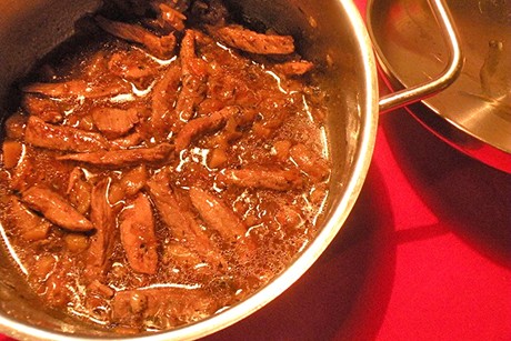 Schweinefleisch mit Piment
